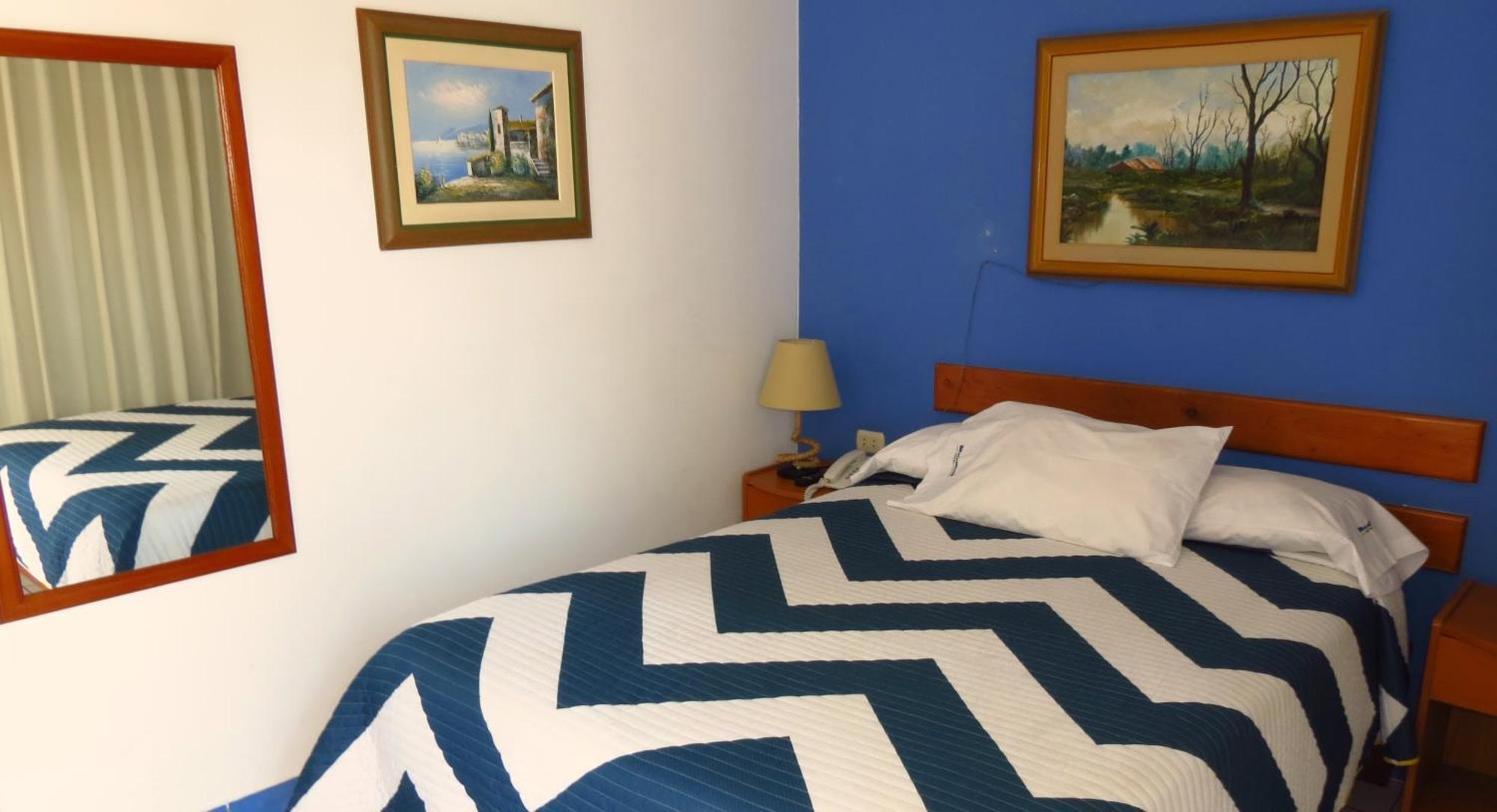 הואנצ'אקו Hotel Bracamonte מראה חיצוני תמונה